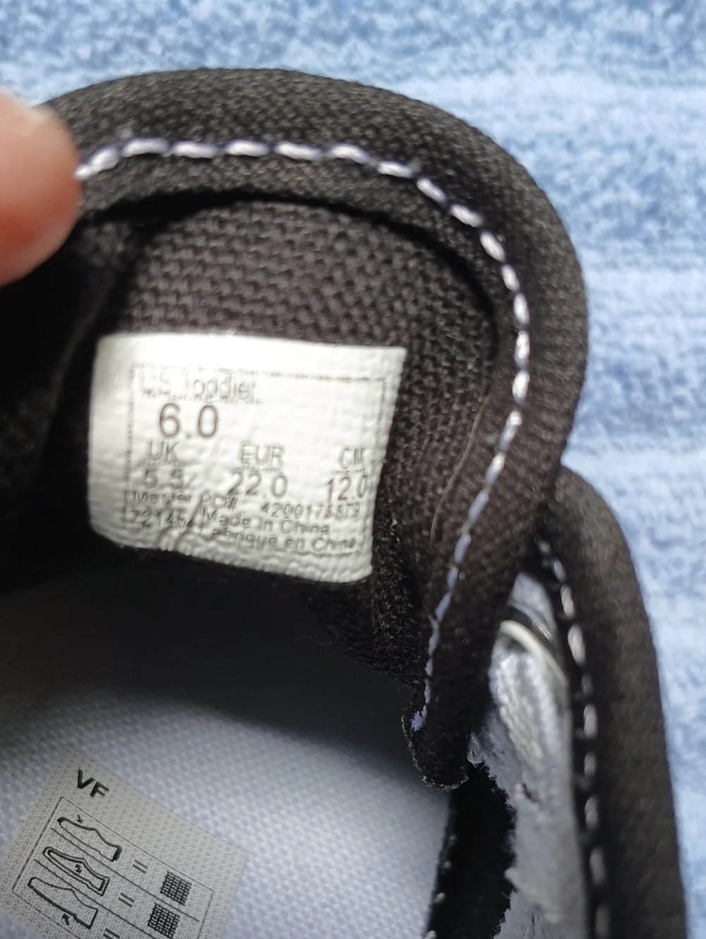 Vans in Black Space Themed Print Toddler Size 6